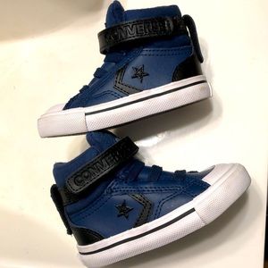 💙Converse All⭐️Star High top Blue 💙 Size 5 Toddler Shoes
